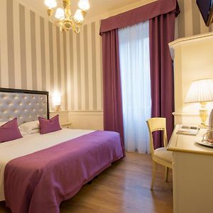 Dreibettzimmer